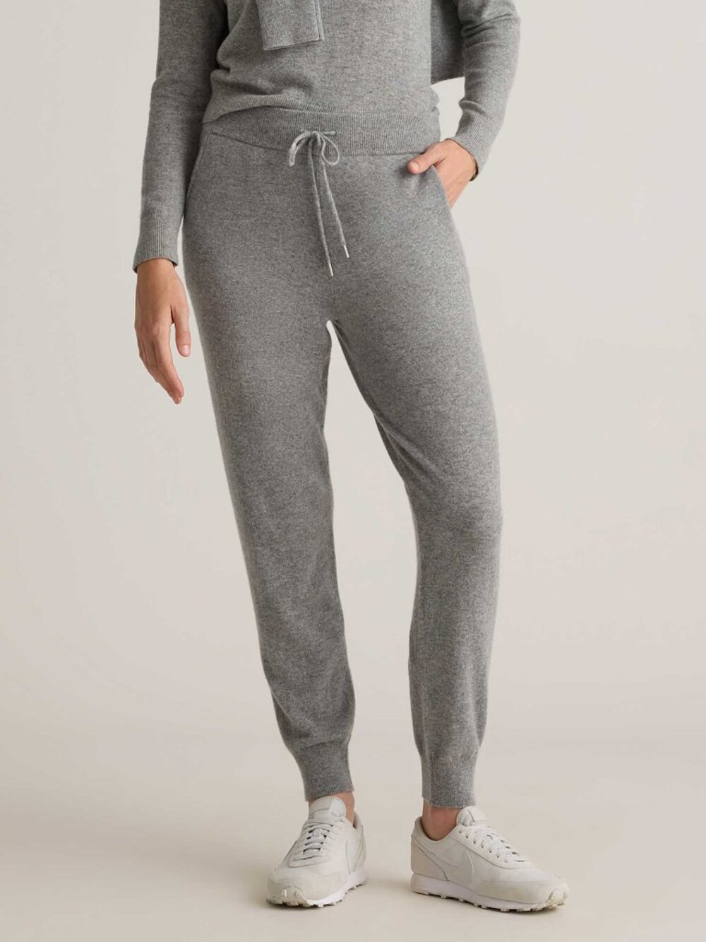 QUINCE Women's Mongolian Cashmere Sweatpants Size S in Heather Grey